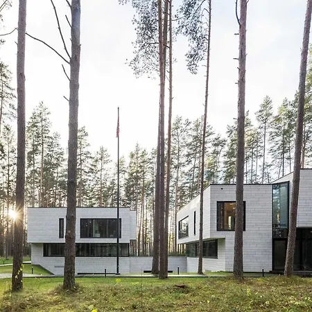 Private Luxury In Turniskes Villa *